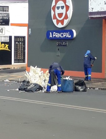 Limpeza e lavagem de áreas após eventos e feiras livres